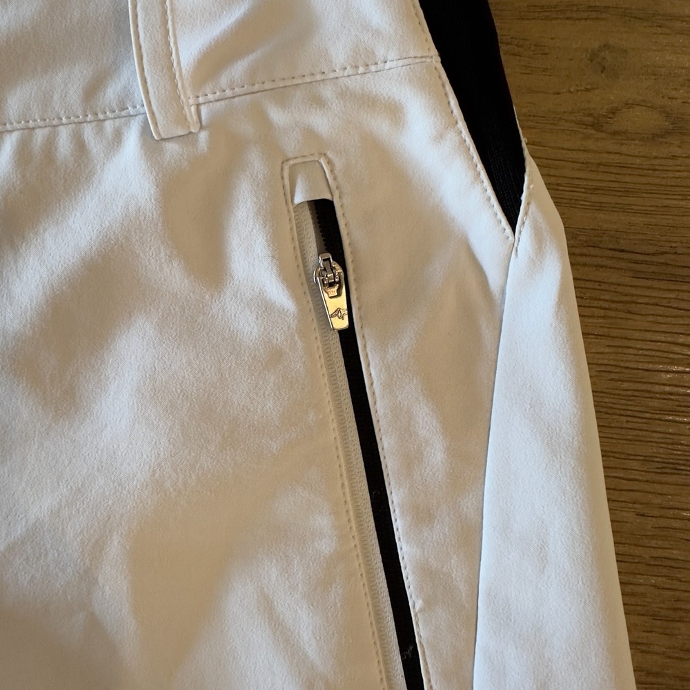 Louis Castel Women's White Golf Shorts-Size 70-U.S 4-Japanese Performance Fabric - Picture 2 of 16